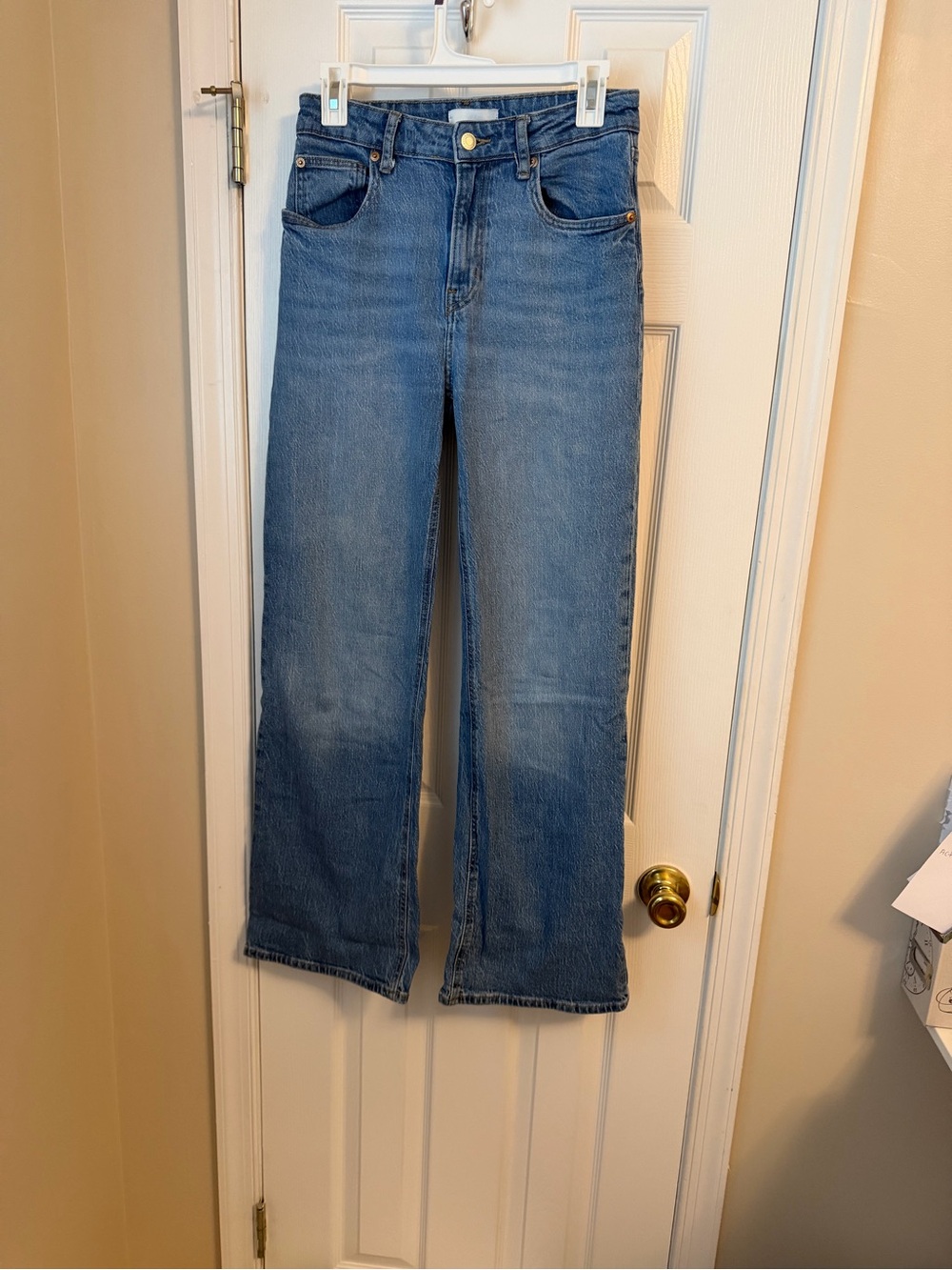 H&M Women's Wide-Leg Jeans in Medium Blue Wash